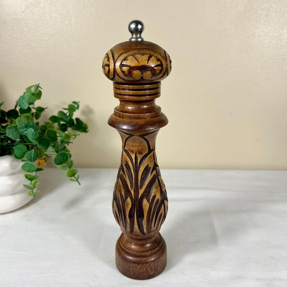 Vintage SMB Made In France Wood Ornate Pepper Grinder